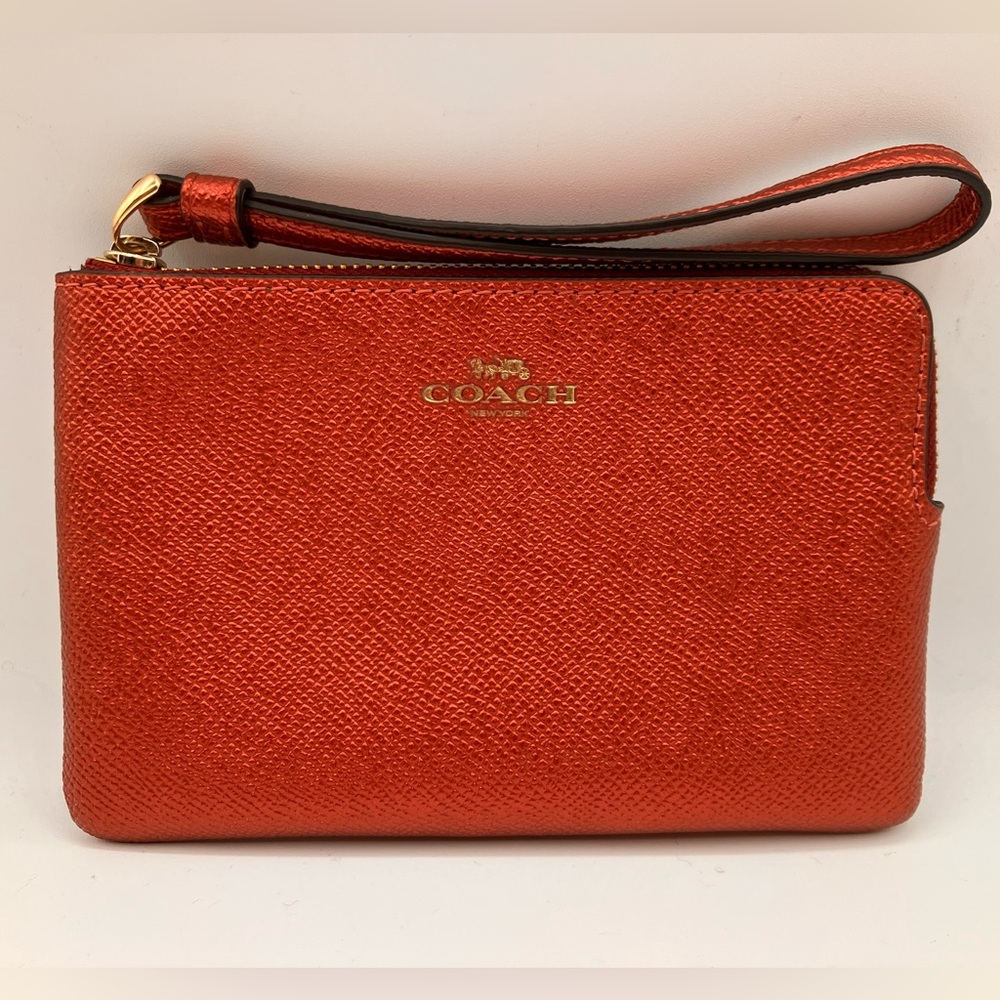 COACH RED METALLIC WRISLET CORNER ZIP POUCH